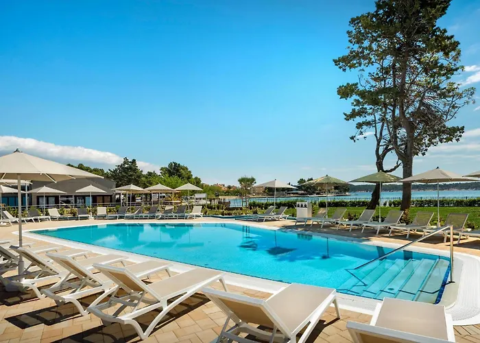 Camping Stacaravan In 4*