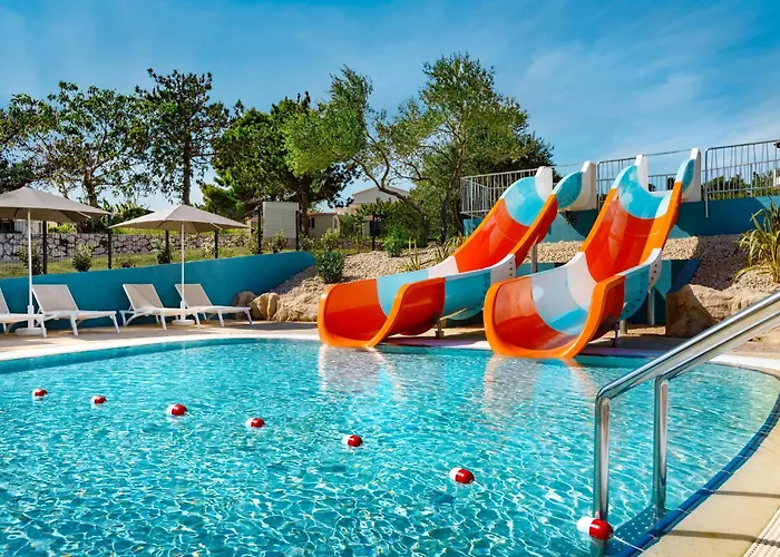 Stacaravan In Camping Banjol